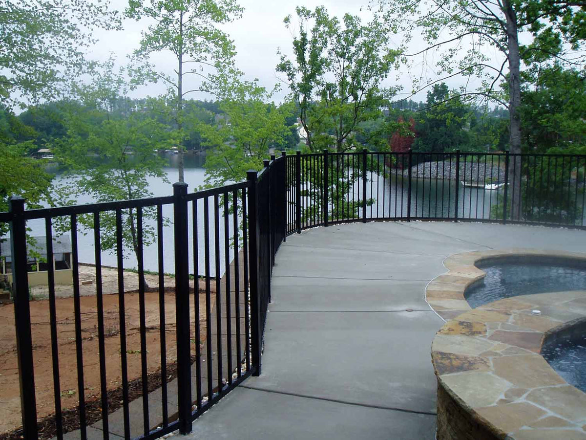 Everest Panel – Peak Fence