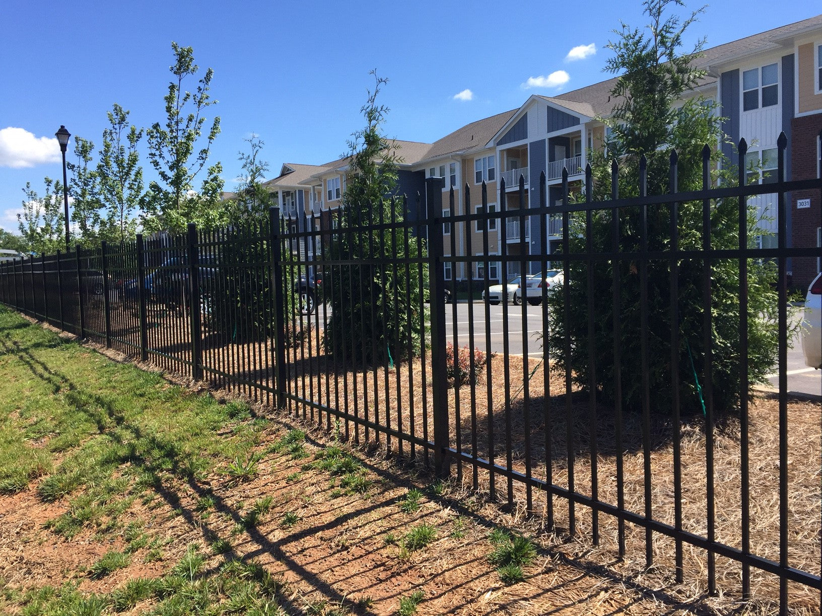 Black Aspen Aluminum Fence with Spear Top