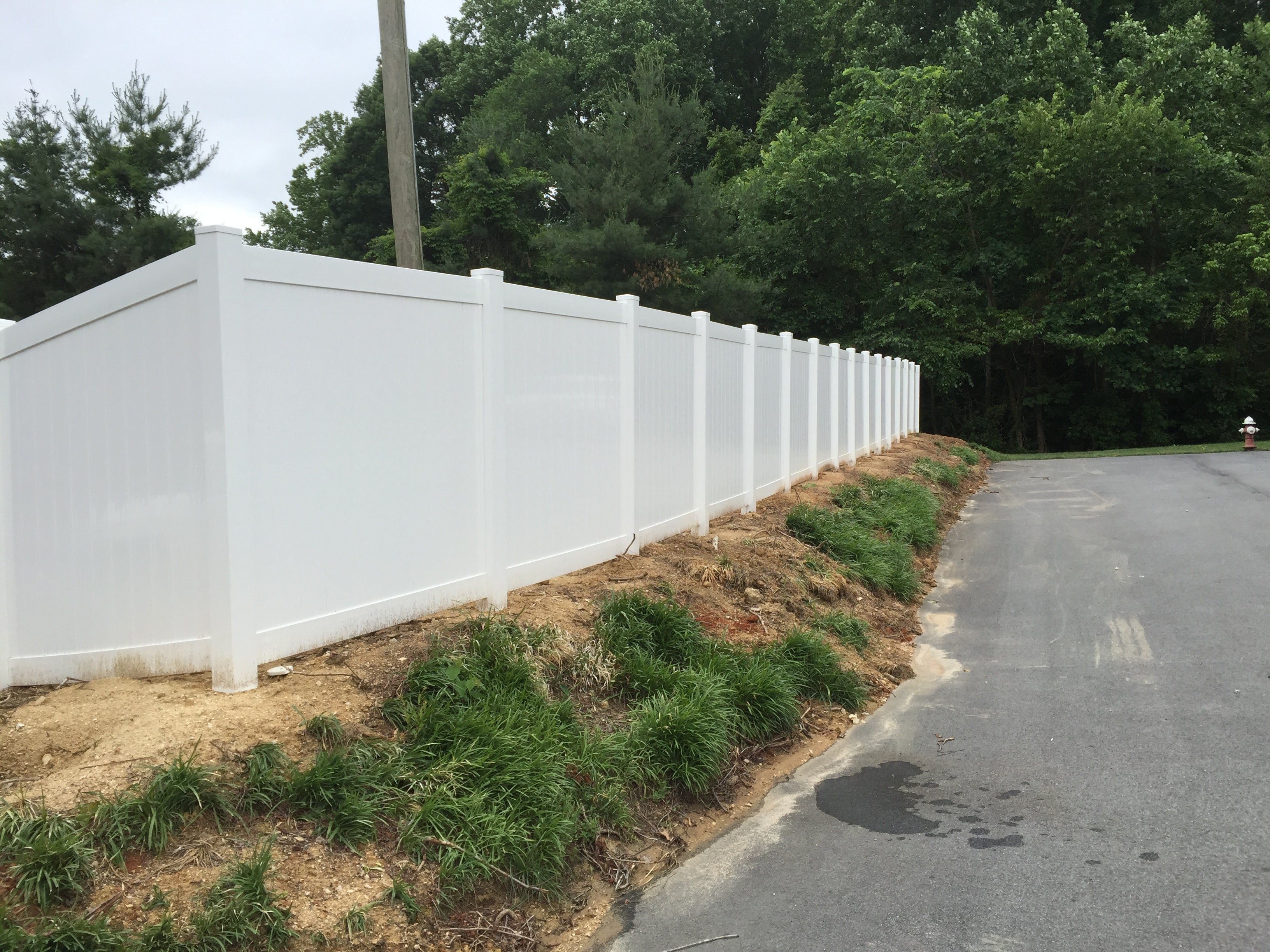 Vinyl Privacy Panels – Peak Fence